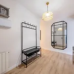 Bebarceloner Eixample Apartments- 4 Bedrooms