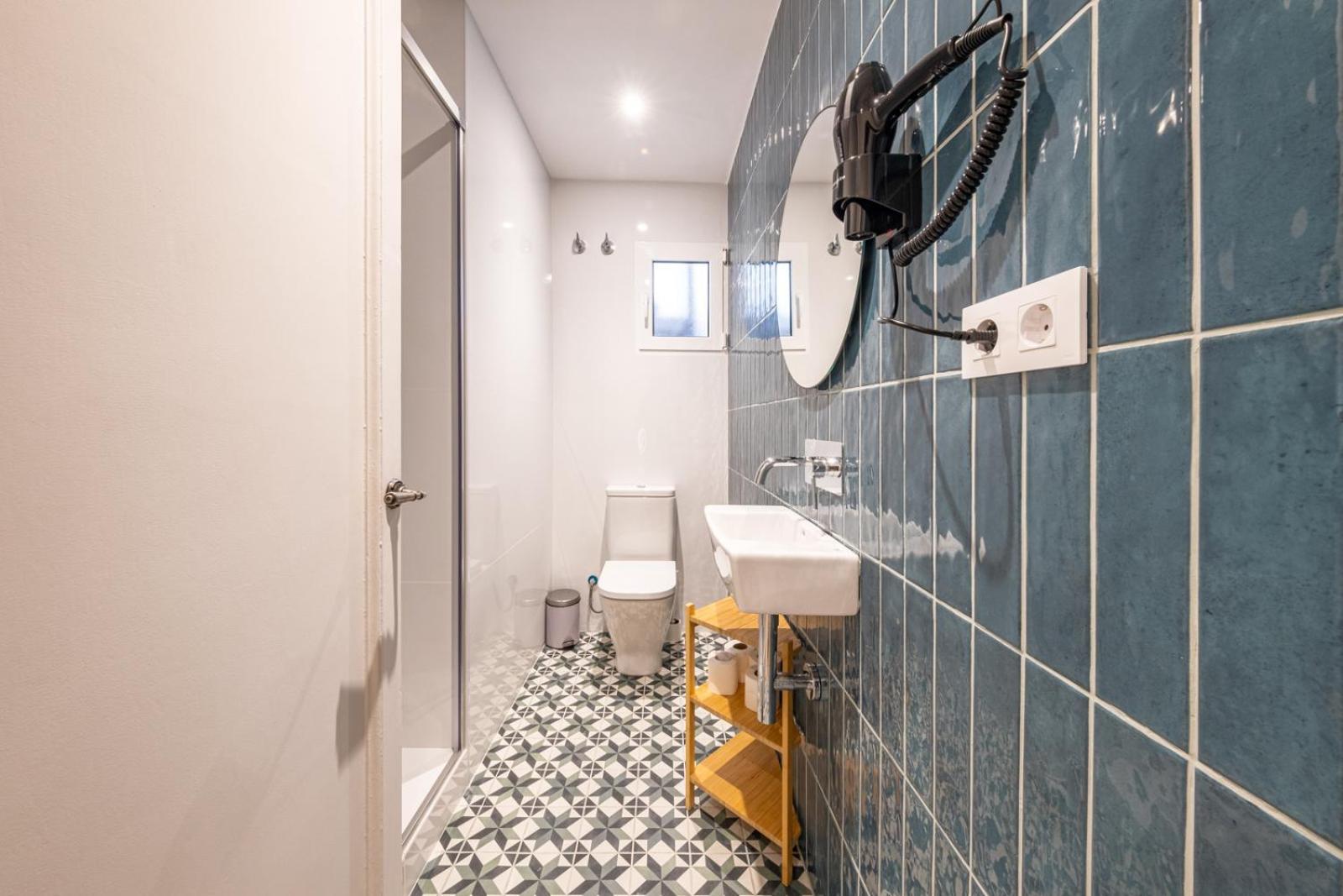 Apartment Bebarceloner Eixample Apartments- 4 Bedrooms Barcelona