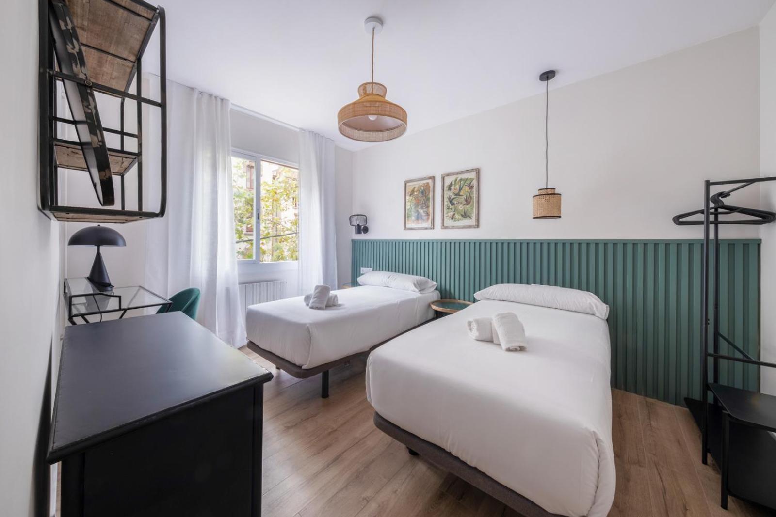 Bebarceloner Eixample Apartments- 4 Bedrooms Apartment Barcelona