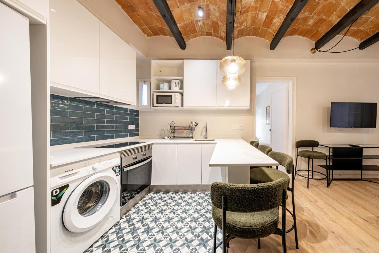 Apartment Bebarceloner Eixample Apartments- 4 Bedrooms Barcelona