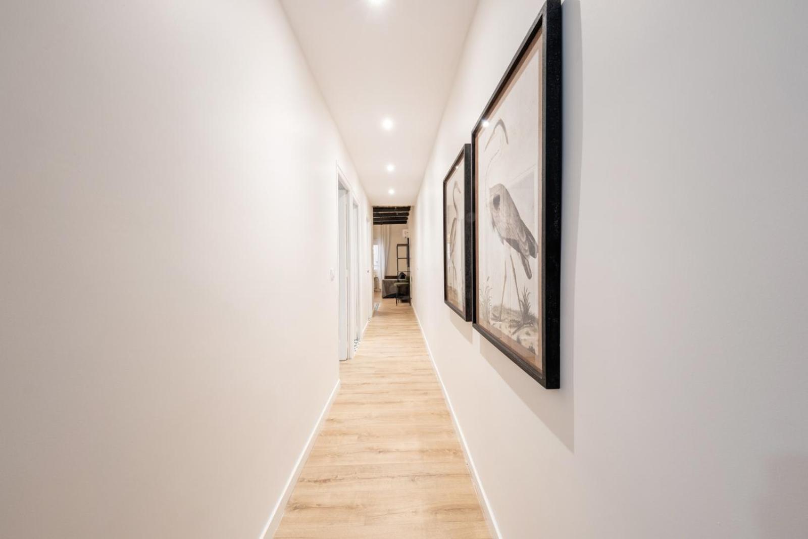 Bebarceloner Eixample Apartments- 4 Bedrooms *